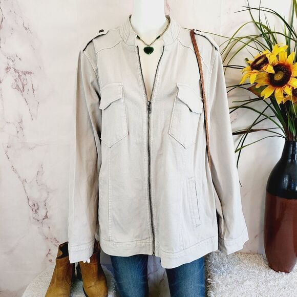 Torrid Light Gray Women's Jacket - Picture 2 of 7